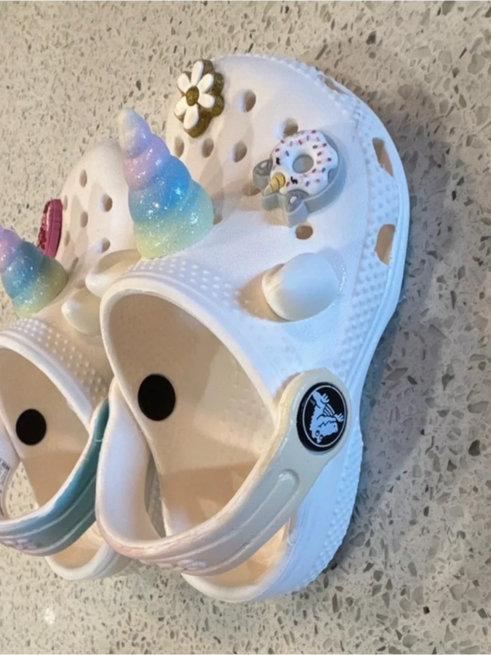 CROCS lightweight white